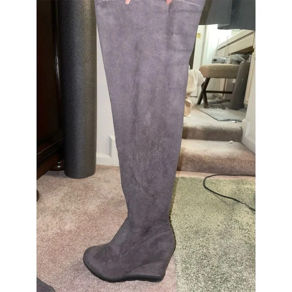 Generation Y Ocer the  Knee High Wedge Boots Gray Size 7.5 - Picture 10 of 10